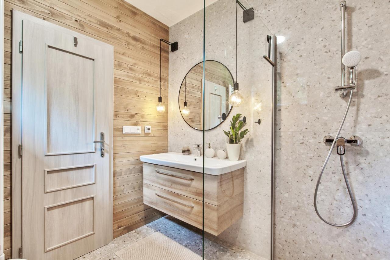 Zazi Apartmany Mýto pod Ďumbierom エクステリア 写真